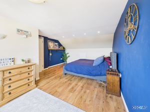 Photo 32- click for photo gallery